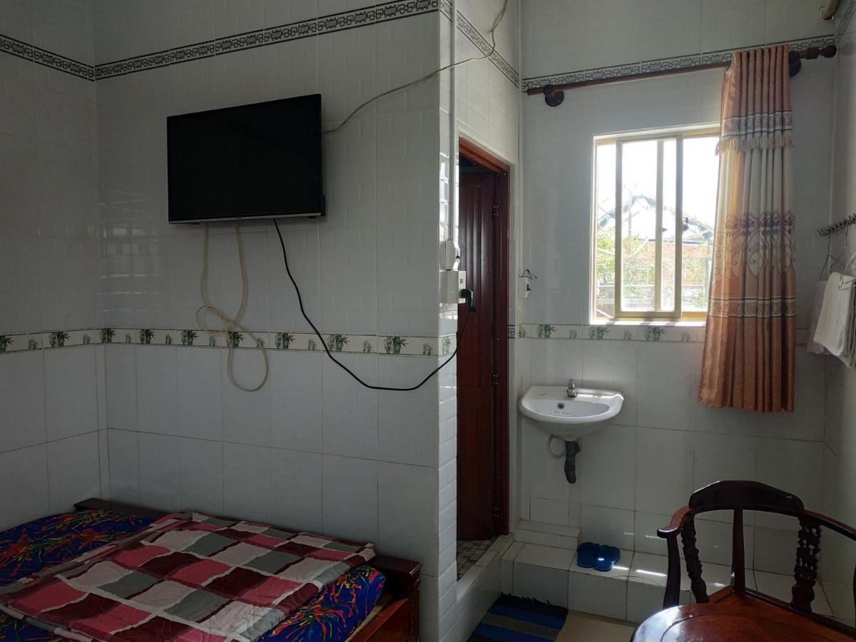 Nha Nghi Xuan Bien Apartment Cao Lanh Bagian luar foto